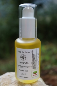Image de Huile de massage aux Fleurs de Lavande Sauvage Bio