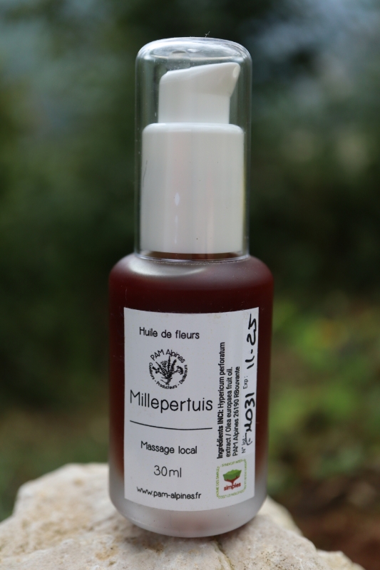 Image de Huile de massage aux Fleurs de Millepertuis Bio