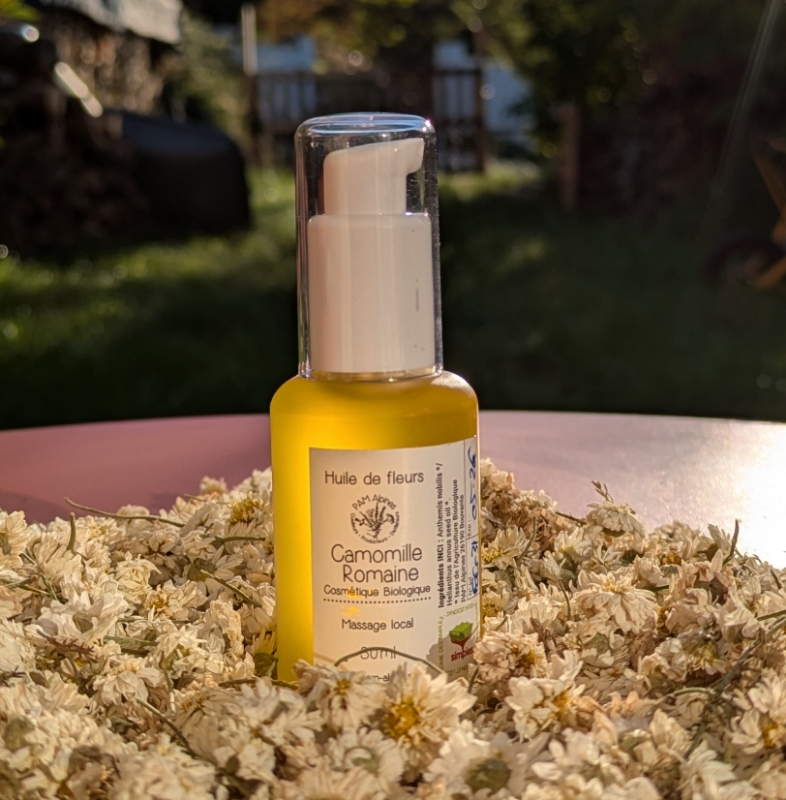 Image de Huile de massage aux Fleurs de Camomille Romaine Bio