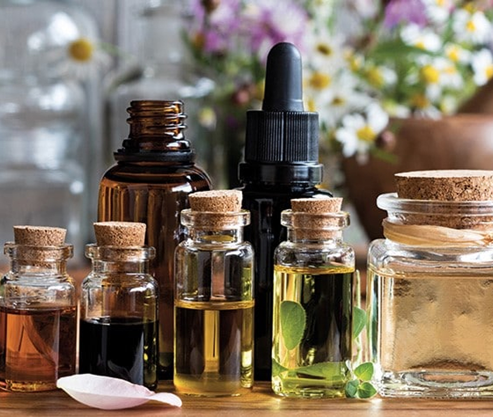 Flacons et huiles essentielles